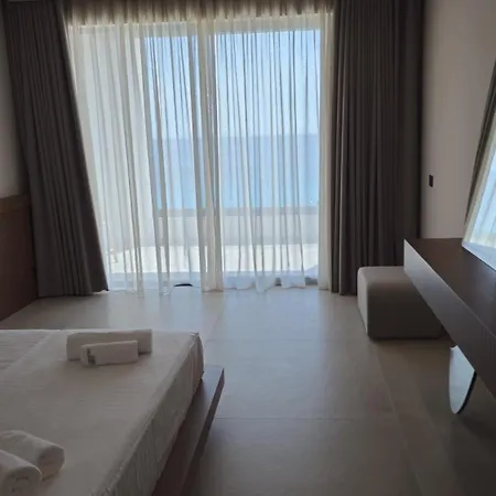 Cavo Drymades Szálloda 4*