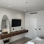Ξενοδοχείο Cavo Drymades 4*