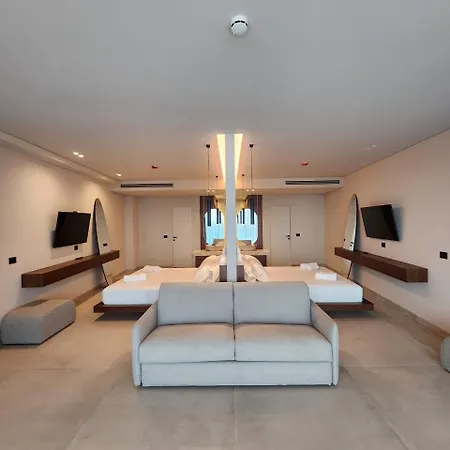 Cavo Drymades Hotel